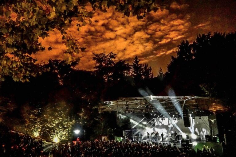 Amenra in Openluchttheater Rivierenhof Deurne