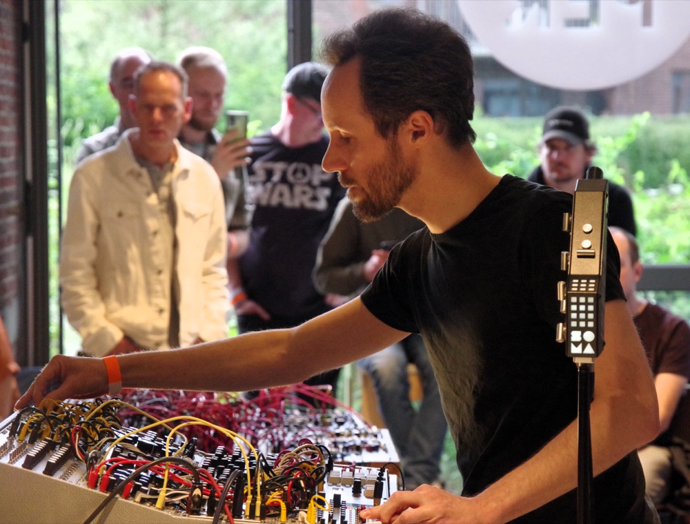 Belgian Modular Day II - Modtech (Frederik Strobbe) - (c) Patsker Omaer Beguin 1